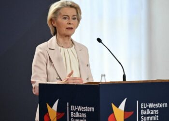 Fon der Lajenova u Tivtu: Srbija je ključni partner na putu ka članstvu u EU