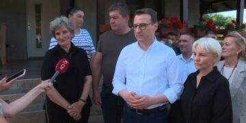 „Bakа Divna (71) sa KiM pozvala Srbe da glasaju za SL i uputila poruku predsedniku Vučiću“ (Video)