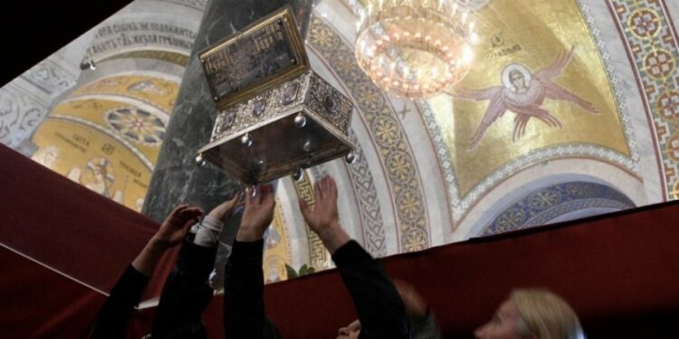 Ispraćaj Pojasa Presvete Bogorodice: Tradicija i duhovna važnost događaja