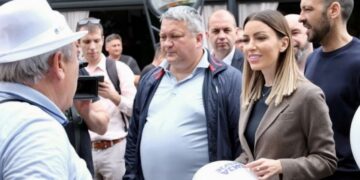 Mesarovićeva u Obrenovcu sa malim privrednicima o mogućnostima unapređenja poslovanja