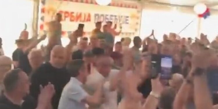 Tradicionalno narodno veselje u Kraljevu: Srbija slavi pobedu