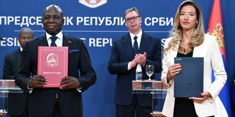 Srbija i Angola potpisale deset sporazuma o saradnji na čelu s Vučićem i Lorensom