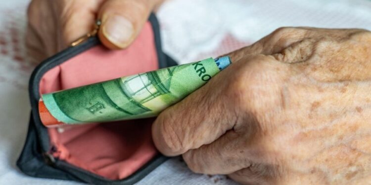 Informacije o iznosu porodične penzije: šta možete očekivati?