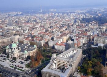 Beograd: Turbulentno vreme na početku leta — prognoza za danas