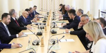 Moskva komentariše sastanak sa ambasadorima ‘evrotrojke’ o situaciji u Ukrajini