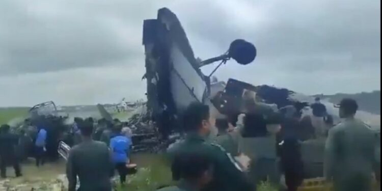 Srušio se avion ratnog vazduhoplovstva u Indiji: Detalji nesreće i reakcija vlasti