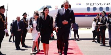 Vučić u Tbilisiju: Početak značajnih sastanaka s državnim liderima Gruzije i patrijarhom