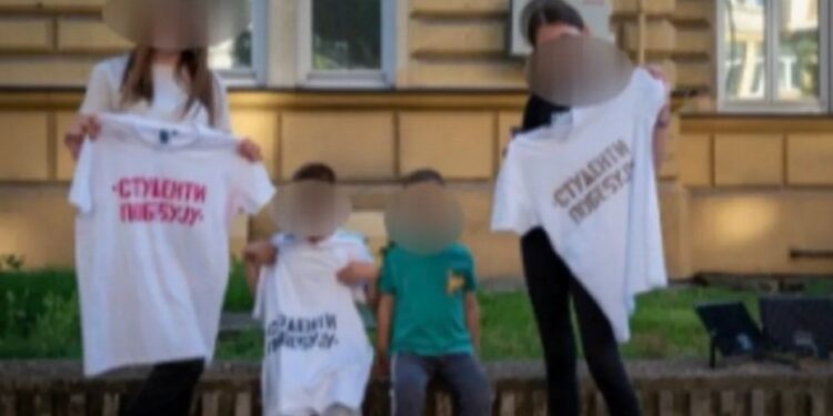 Licemerje u Blokadi: Kako se deca koriste kao rekviziti u političkim igrama