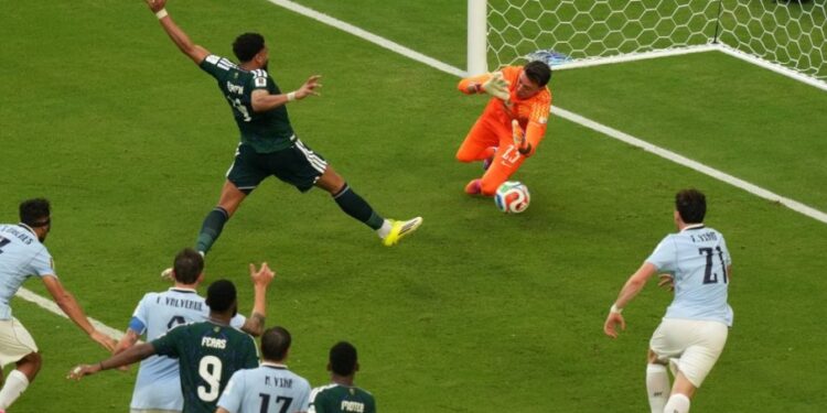 Urugvaj pobedio zahvaljujući golu Ronaldovog saigrača: Ključni trenutak iz utakmice (VIDEO)