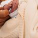 Troškovi i običaji vezani za kumstvo na krštenju: Koliko novca kumi ulažu?