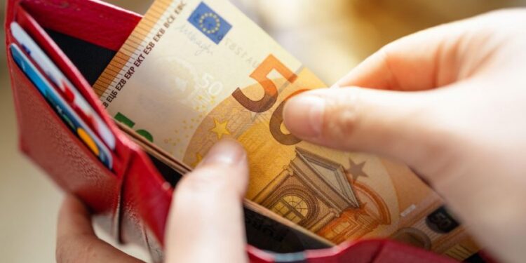 Vozači u Grčkoj: Greška koja može koštati čak 700 evra