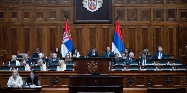Vanredna sednica Skupštine: Poslanici usvojili objedinjenu raspravu o svim tačkama dnevnog reda (VIDEO)