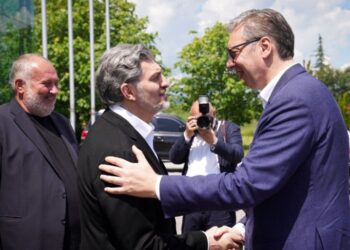 Vučić završio trodnevnu posetu Gruziji uz svečani oproštaj predsednika Kavelašvilija