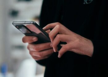 EPS izdaje upozorenje građanima o SMS prevarama