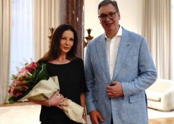 Aleksandar Vučić se sastao sa glumicom Ketrin Zitu-Džouns u Beogradu