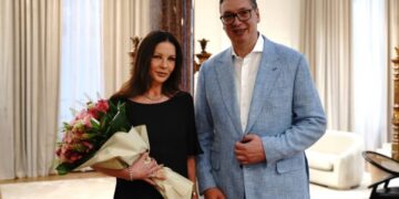 Aleksandar Vučić se sastao sa glumicom Ketrin Zitu-Džouns u Beogradu