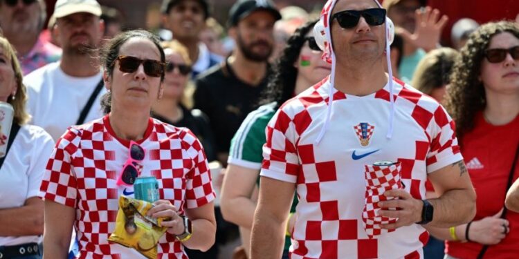 „Iznenađujući trenutak na meču: Hrvatski navijači doživeli neobično iskustvo“