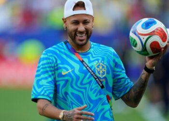 Nejmar van terena, Brazil slavi njegovu inspirativnu podršku reprezentaciji (VIDEO)