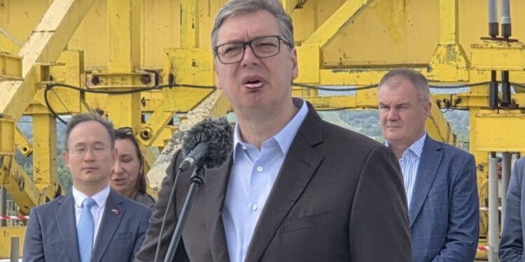 Vučić upozorava na zabrinutost povodom trenutnih dešavanja između Rusije i Ukrajine