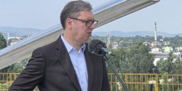 Vučić: Demokratija osigurava pravo na izražavanje različitih stavova