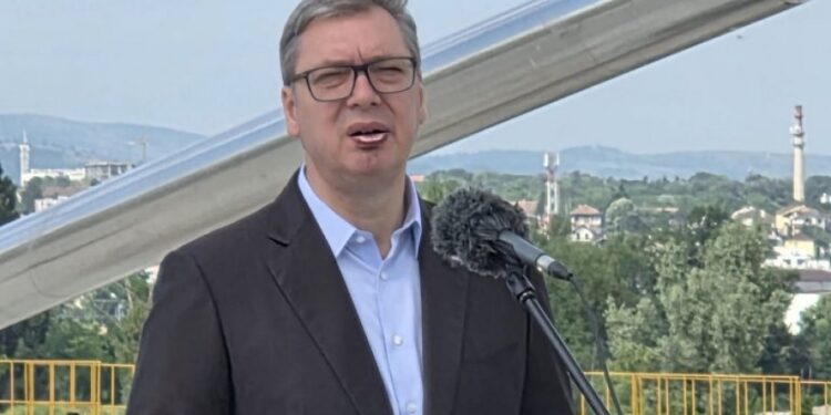 Vučić odgovor na provokaciju N!: „Neko je morao da preuzme odgovornost“