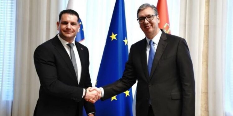 Stevanović nakon sastanka s Vučićem: Slovenija podržava evropski put Srbije