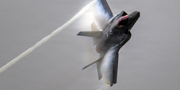 Vojska SAD nabavlja lovce F-35 bez savremenih radara