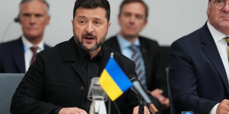 Zelenski: Imamo informacije o svim fabrikama u Belorusiji koje proizvode za Rusiju