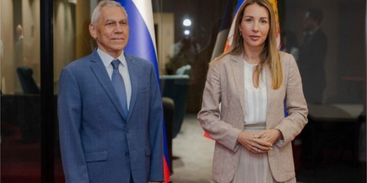 Razgovori Đedovića, Handanovića i Bočan-Harčenka o rešenju pitanja NIS-a i saradnji u energetici