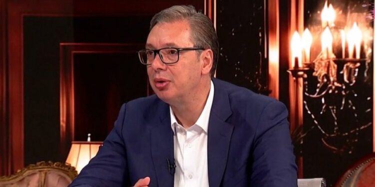 Vučić: Pacijenti se javljali lekarima nakon dva dana sa simptomima ospica i opekotinama