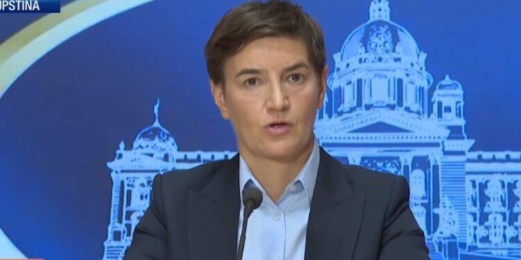 Brnabić demantovala lažne tvrdnje o broju okupljenih na skupu