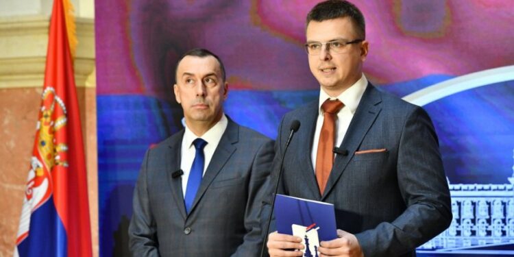 Parandiloviću i Ninkoviću izrečena 20-dnevna mera udaljenja sa sednice