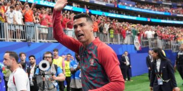 Ronaldo komentarisao Messiov rekord: Njegov potez sve govori (VIDEO)
