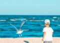 Fotografija deteta sa plaže može privući pažnju predatora, budite oprezni!