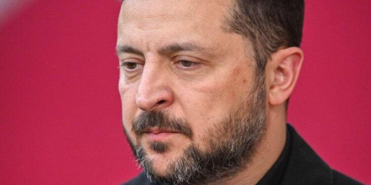 Zelenski ne uspeva da postigne povoljan sporazum za Ukrajinu, zabrinutost iz SAD