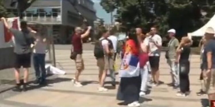 Kamera N1 zabeležila 13 blokadera na skupu u Kraljevu