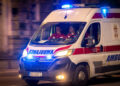 Žena teško povređena u udesu u Čačku, ispala iz vozila tokom incidenta