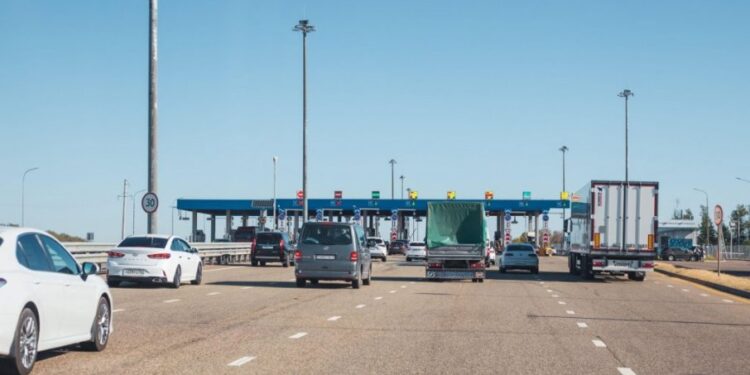 Nova pravila za plaćanje putarine za teretna vozila stupaju na snagu danas
