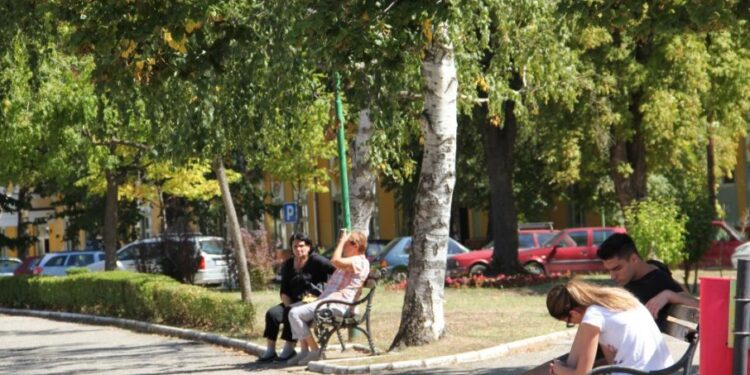 Turistički vaučeri 2026: Prava na 10.000 dinara, prijava i kontrole države