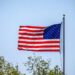 Zastava Sjedinjenih Američkih Država postavljena na Palati Republike u Banjaluci