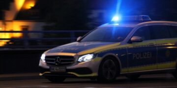 Karambl na auto-putu povredio više od 30 osoba, deca prebačena u bolnicu