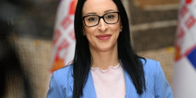 Putujući cirkus u Nišu izazvao oštru reakciju ministarke Žarić Kovačević