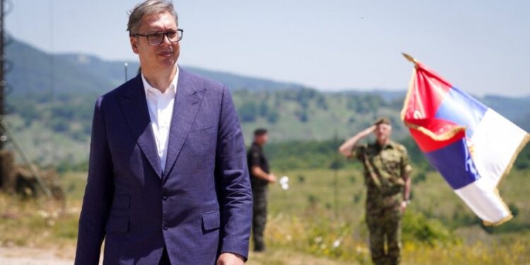 Vučić demantovao tvrdnje o obezbeđenju Radoičića i Veselinovića