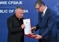 Odlikovanje ocu posthumno odlikovanog starijeg vodnika Jovanovića uručen od Vučića