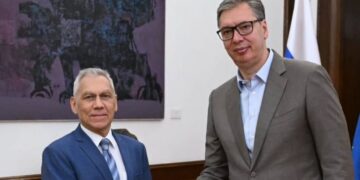 Vučić se oglasio posle sastanka sa ruskim ambasadorom o reviziji istorije