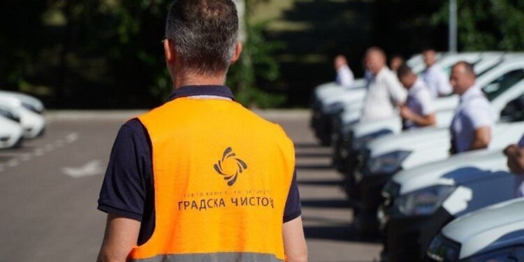 Borba protiv komaraca se nastavlja: Ekipe „Čistoće“ rade i u petak