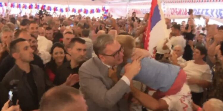 Vučić u Jadranskoj Lešnici: Poznajem svako selo u vašem kraju