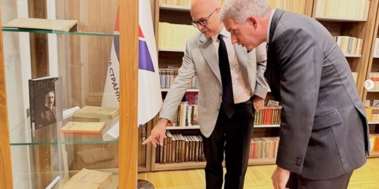 Unapređenje saradnje Srbije i Velike Britanije na sastanku Vučevića i Fergusona