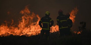 Požar u departmanu Žirond brzo se proširio tokom noći