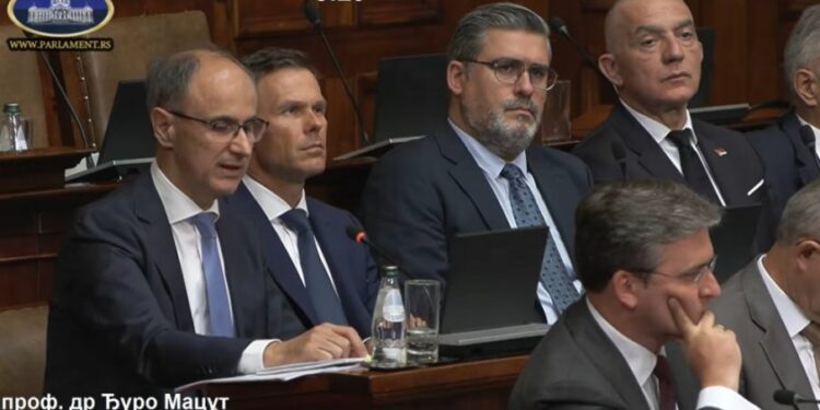 Macut: Neću odgovarati uvredama i optužbama na vanrednoj sednici Skupštine
